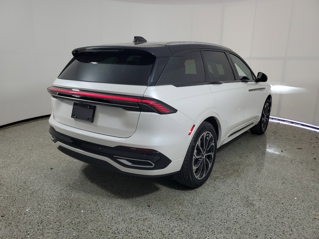 New 2025 Lincoln Nautilus Reserve SUV