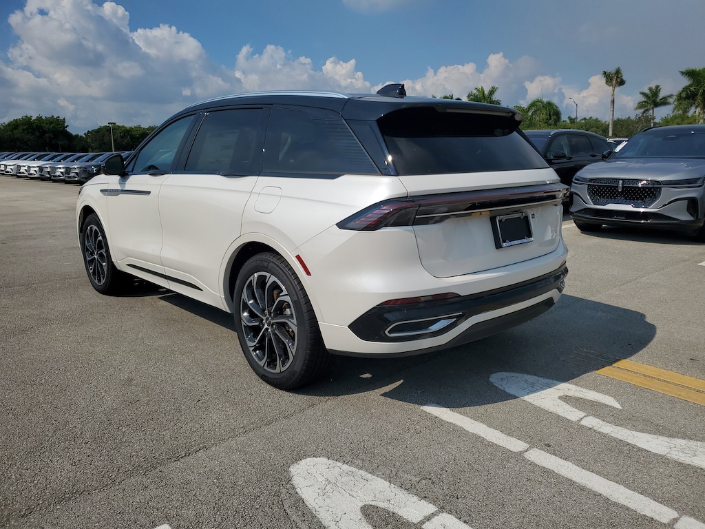 New 2025 Lincoln Nautilus Reserve SUV