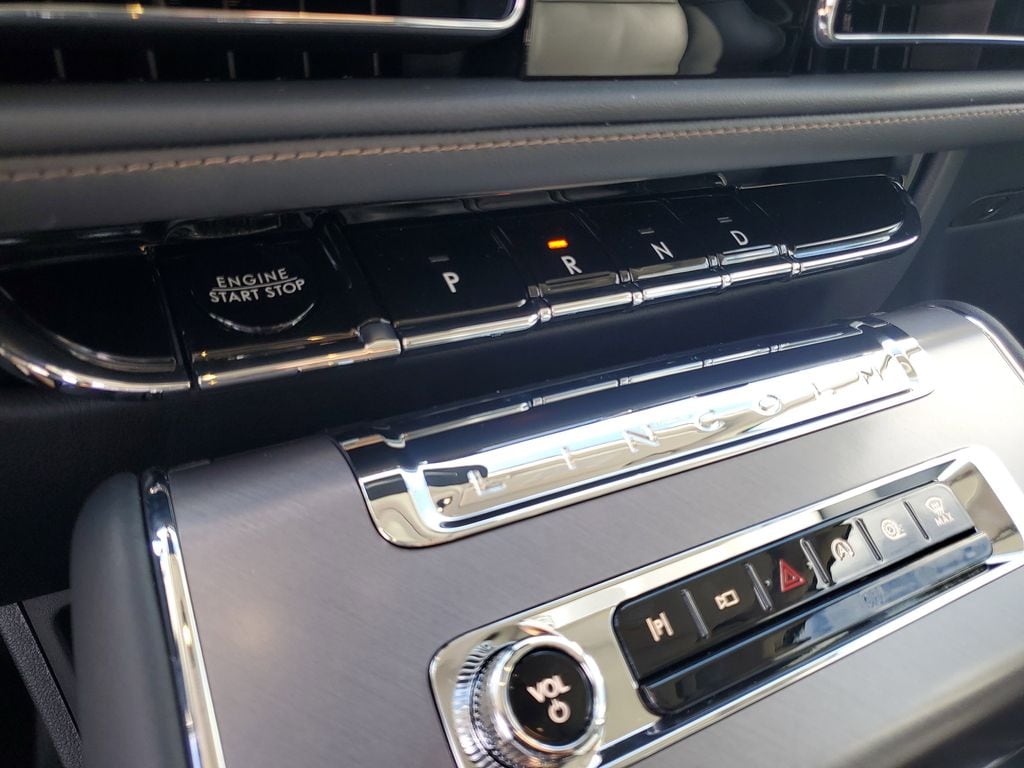 2025 Lincoln Aviator Premiere - Photo 30