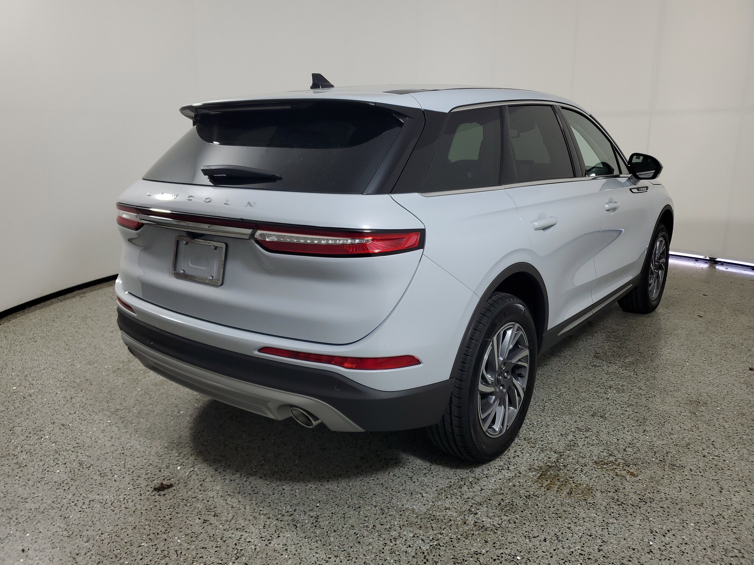 2025 Lincoln Corsair Premiere photo 4