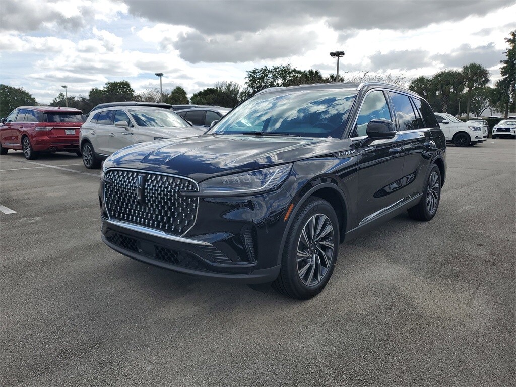 2026 Lincoln Aviator Premiere photo 2