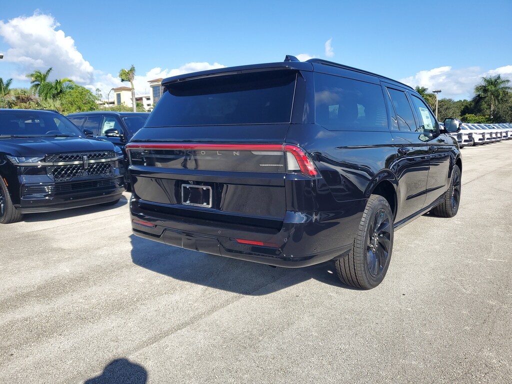 New 2025 Lincoln Navigator L Reserve SUV