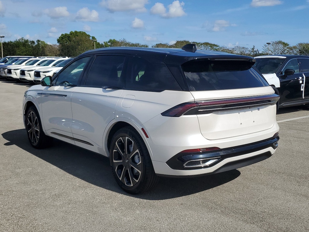 New 2025 Lincoln Nautilus Reserve SUV