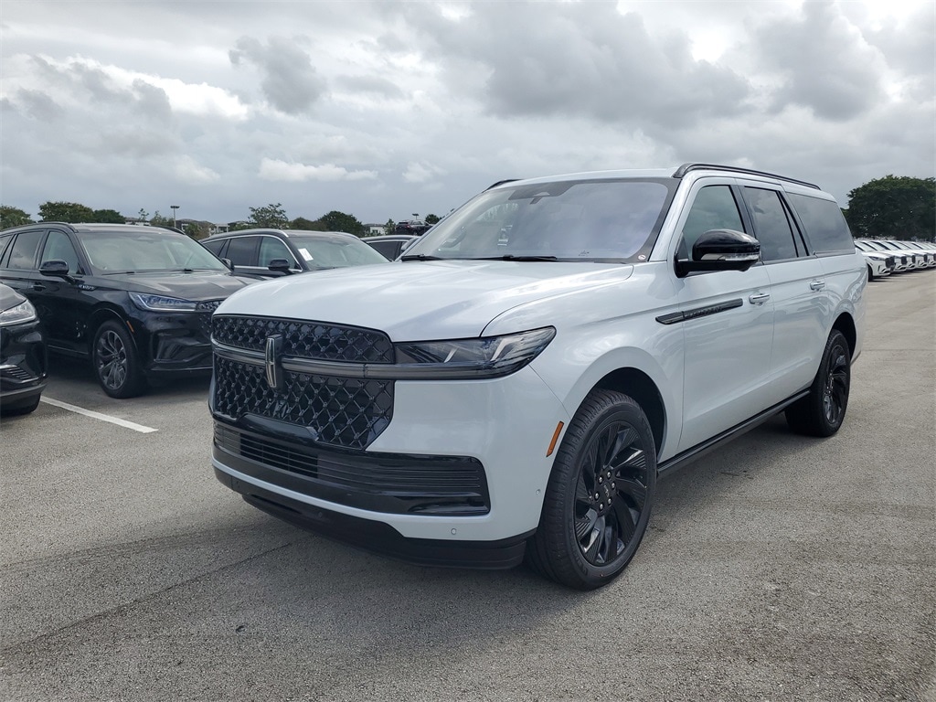 New 2025 Lincoln Navigator L Reserve SUV