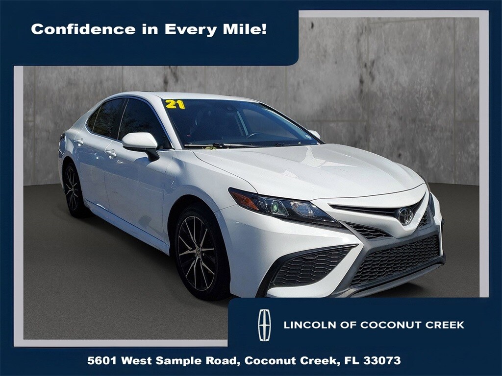 2021 Toyota Camry SE