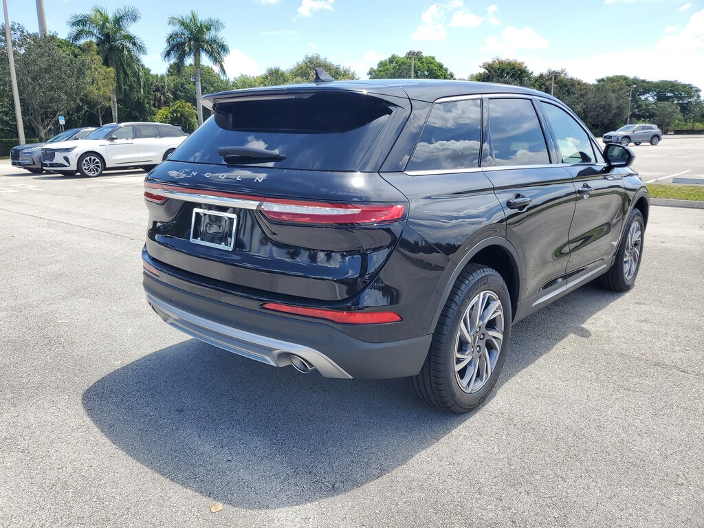 New 2025 Lincoln Corsair Premiere SUV