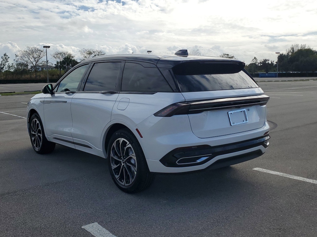 New 2025 Lincoln Nautilus Reserve SUV