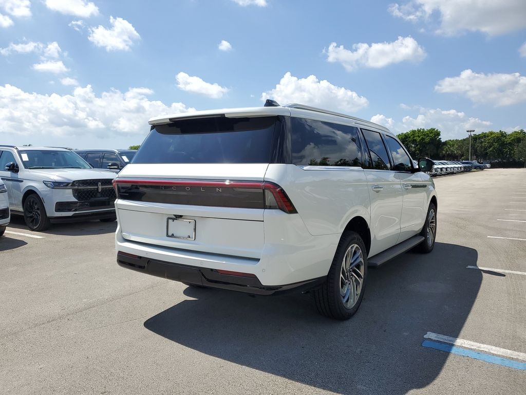 New 2026 Lincoln Navigator L Premiere SUV