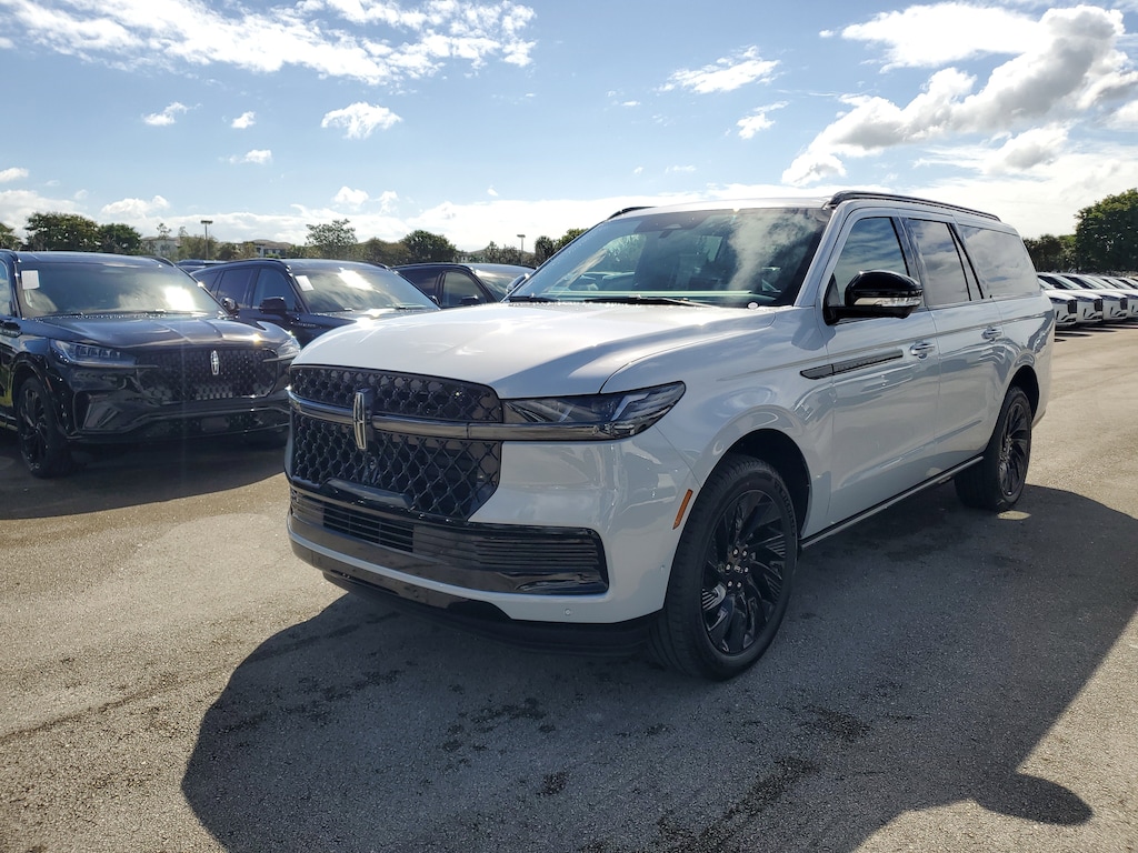 New 2025 Lincoln Navigator L Reserve SUV