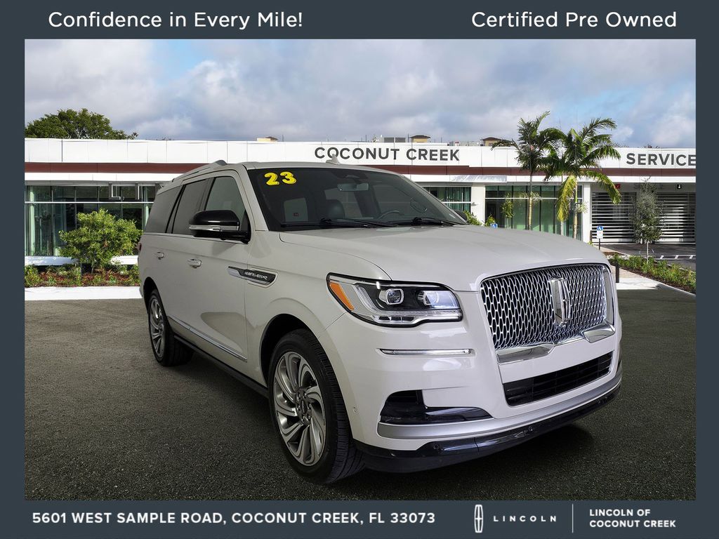 2023 Lincoln Navigator Reserve 4WD's photo