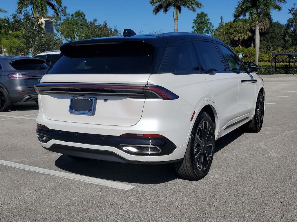 New 2025 Lincoln Nautilus Reserve SUV