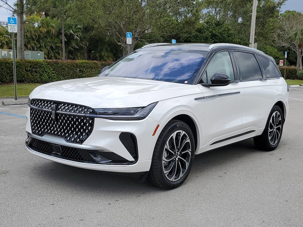 New 2025 Lincoln Nautilus Reserve SUV