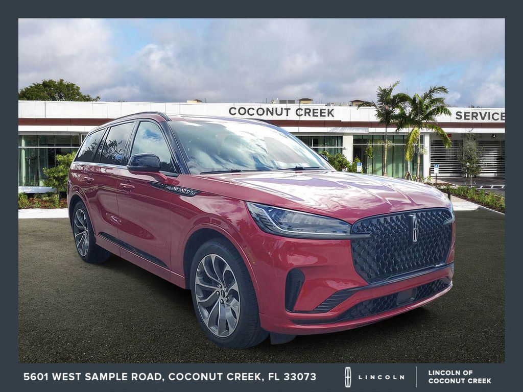 2025 Lincoln Aviator Premiere RWD's photo
