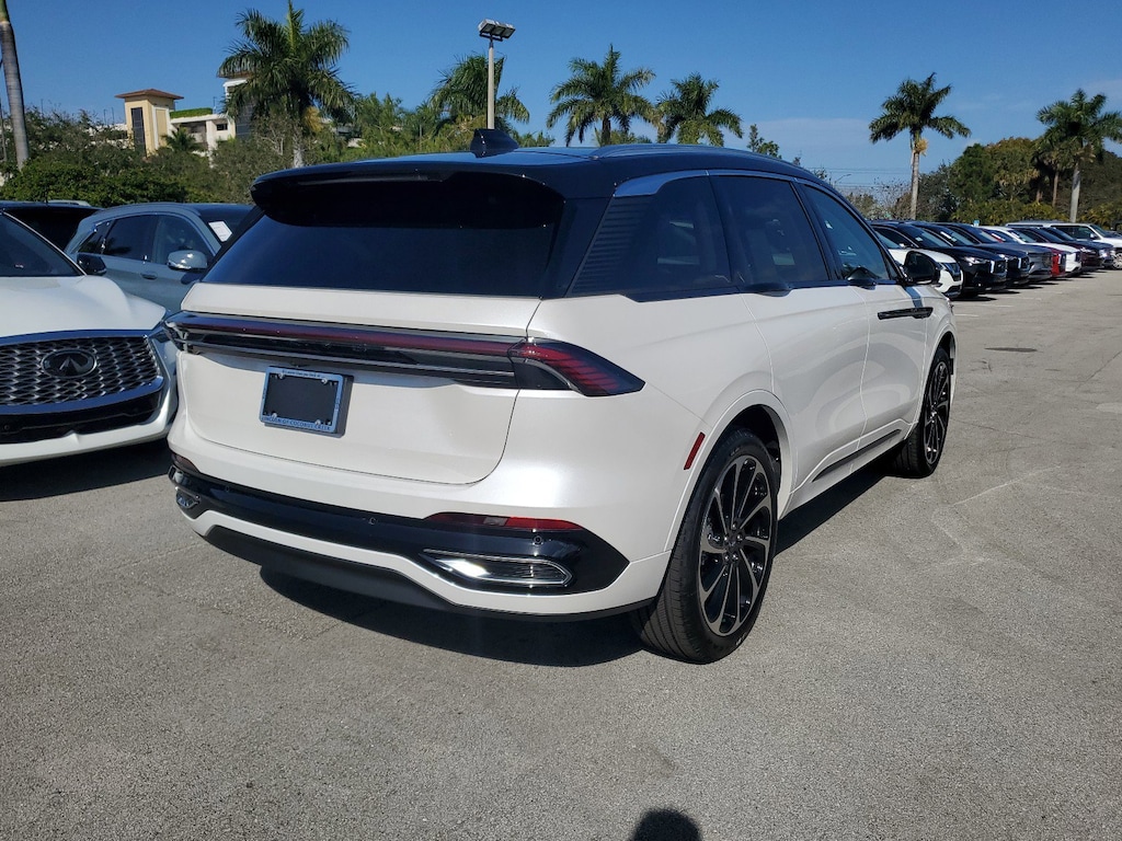 New 2025 Lincoln Nautilus Black Label SUV