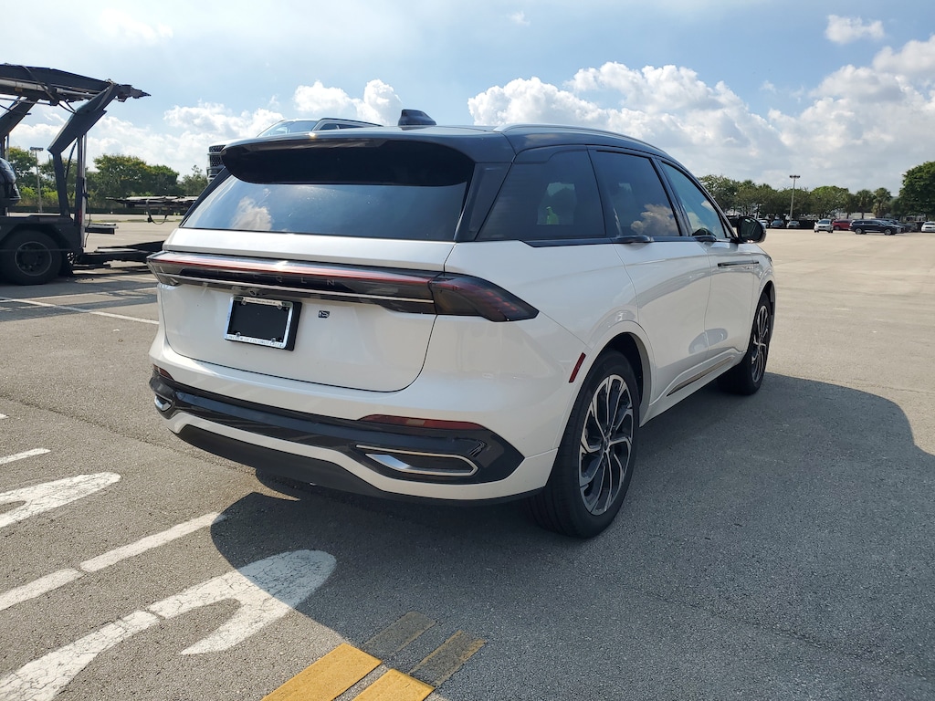 New 2025 Lincoln Nautilus Reserve SUV