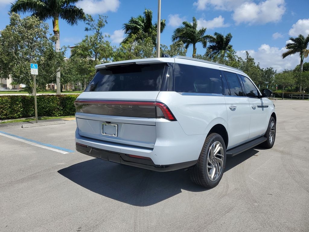 New 2026 Lincoln Navigator L Premiere SUV