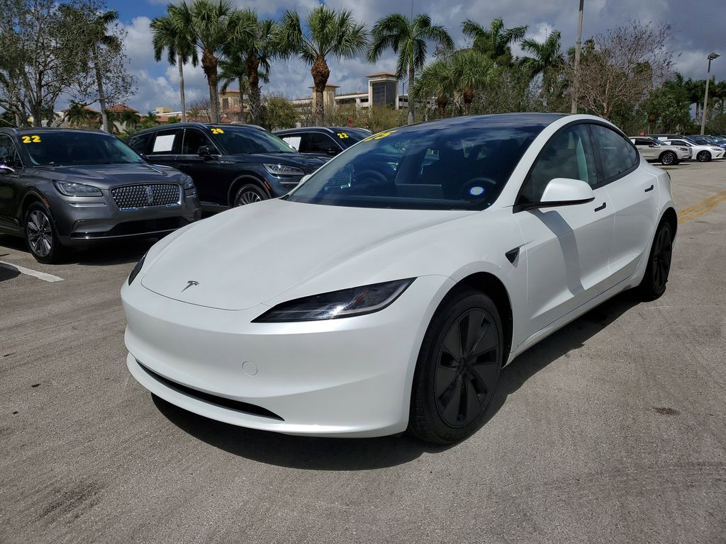 Used 2025 Tesla Model 3 Long Range with VIN 5YJ3E1EA2SF989025 for sale in Coconut Creek, FL