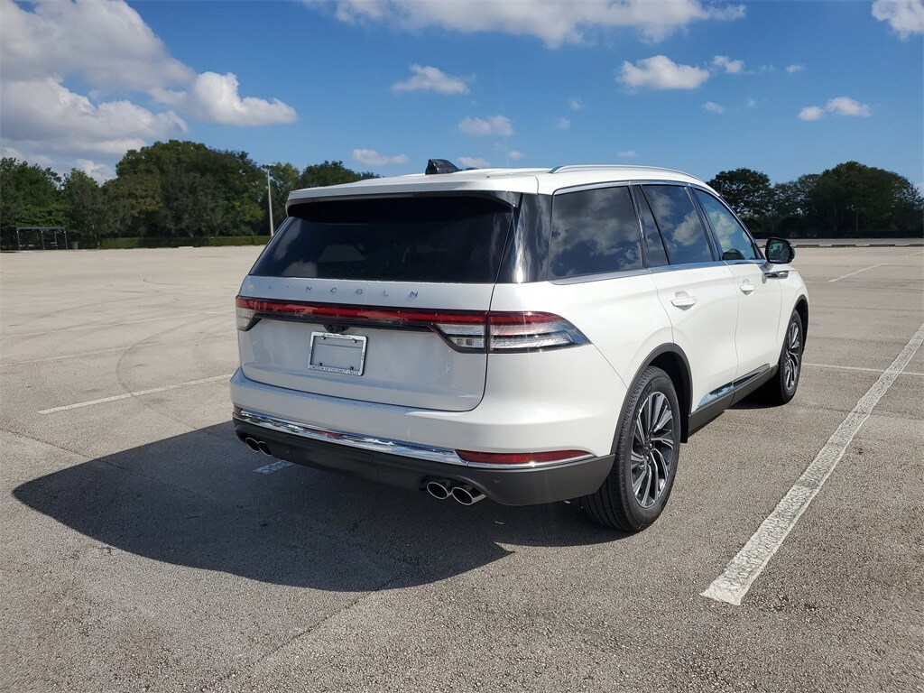 2026 Lincoln Aviator Premiere photo 4