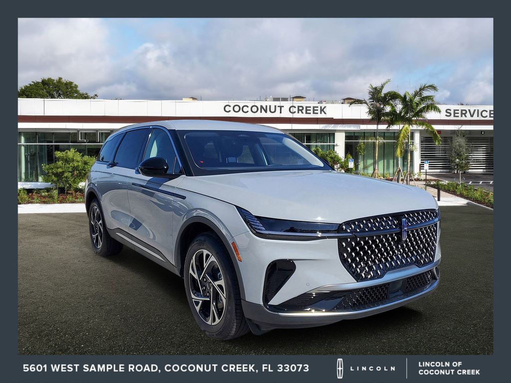2026 Lincoln Nautilus Premiere AWD's photo