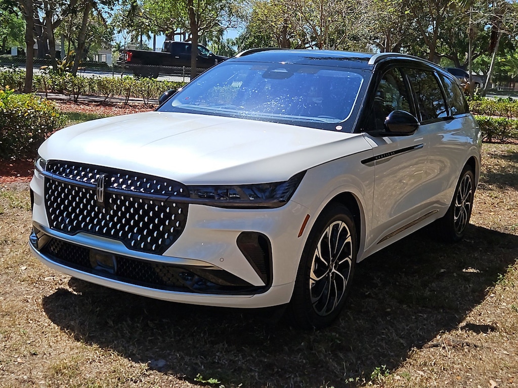 New 2025 Lincoln Nautilus Reserve SUV