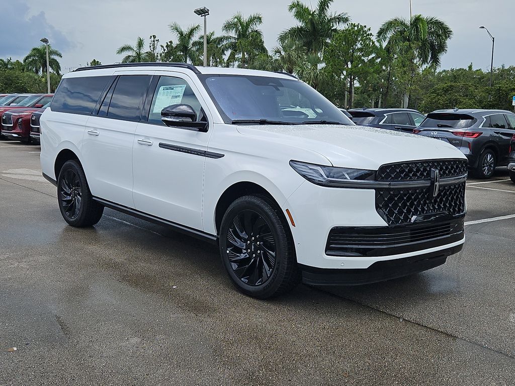 2025 Lincoln Navigator Reserve L - Photo 32