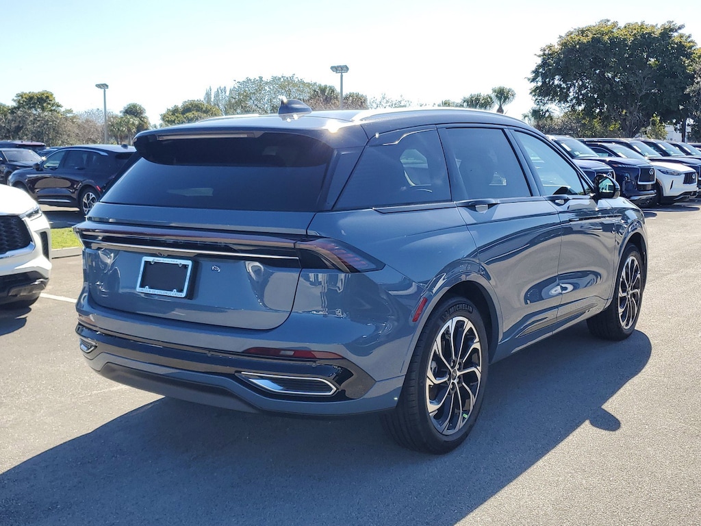 New 2025 Lincoln Nautilus Reserve SUV