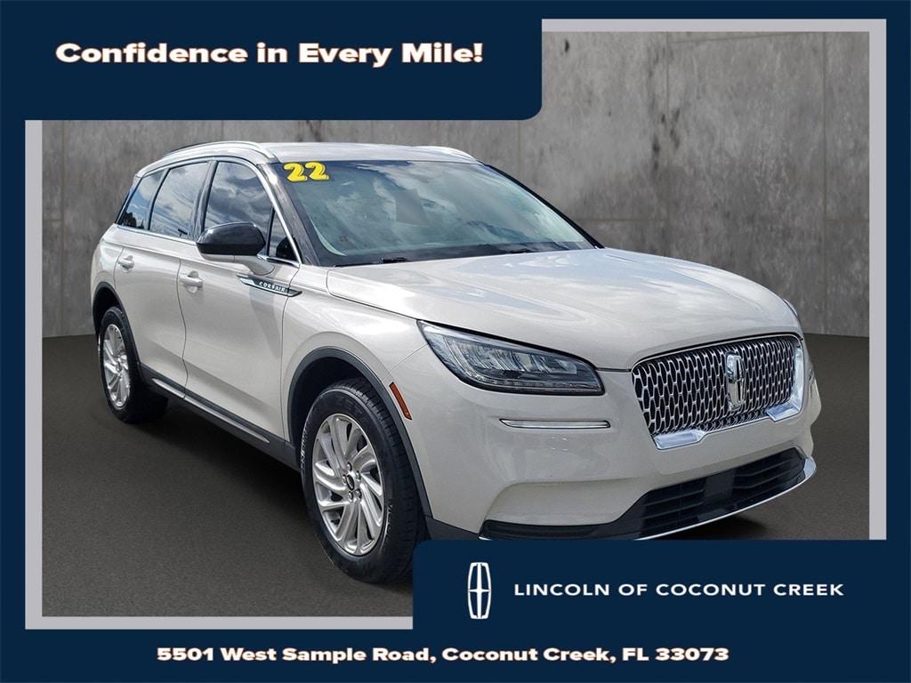 2022 Lincoln Corsair Base