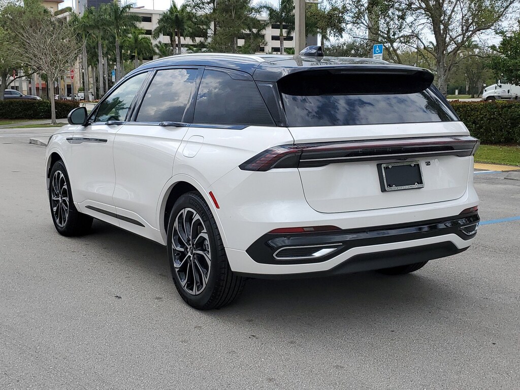 New 2025 Lincoln Nautilus Reserve SUV