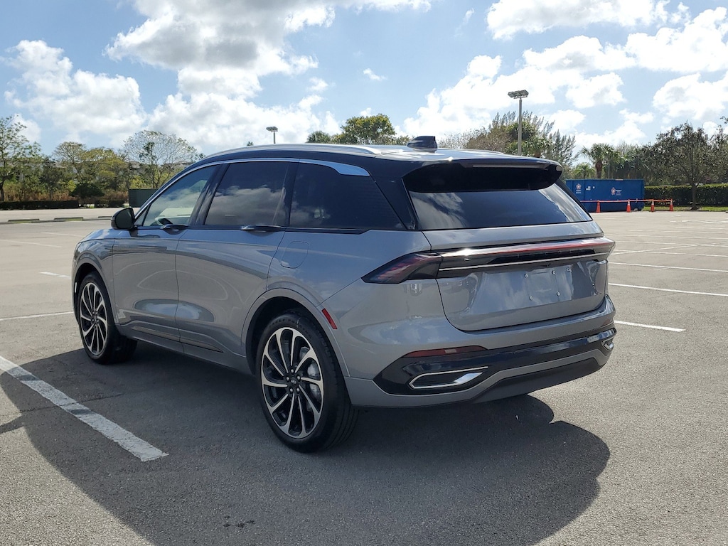 New 2025 Lincoln Nautilus Black Label SUV