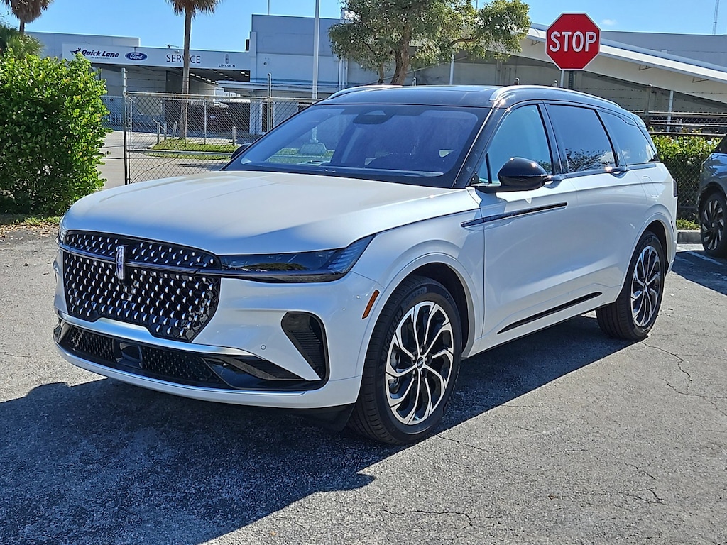 New 2025 Lincoln Nautilus Reserve SUV