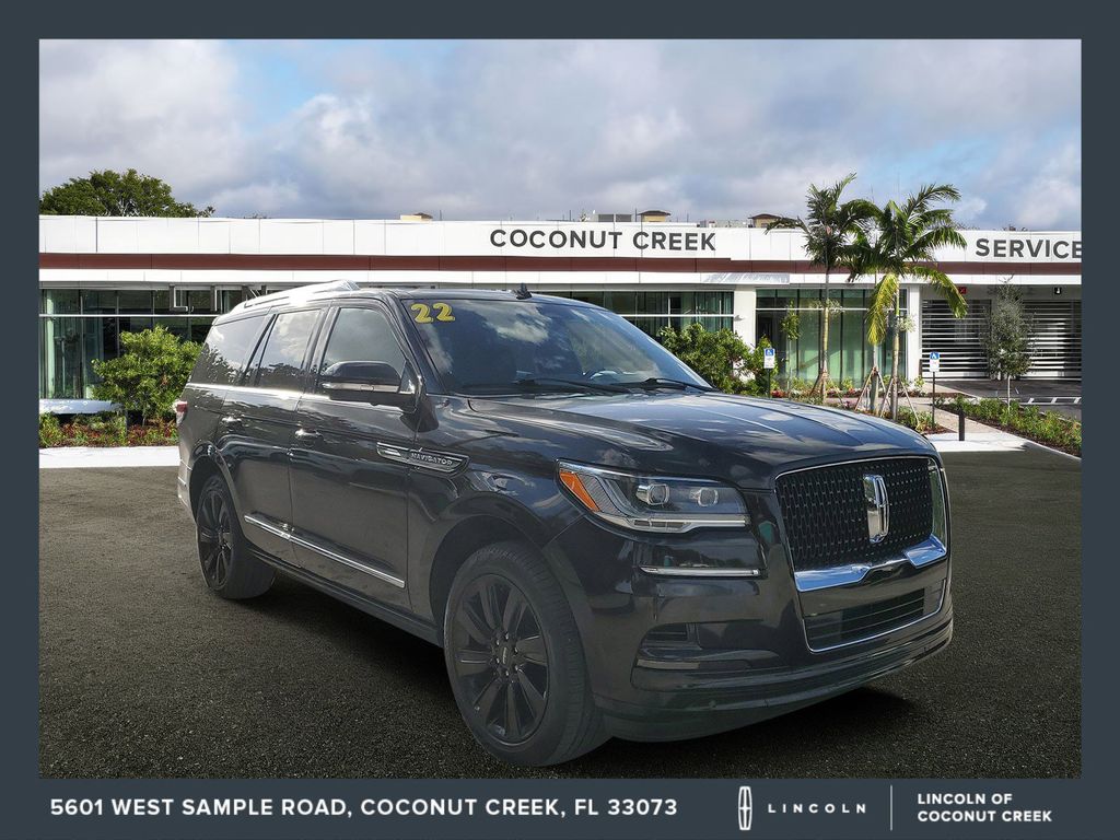 2022 Lincoln Navigator