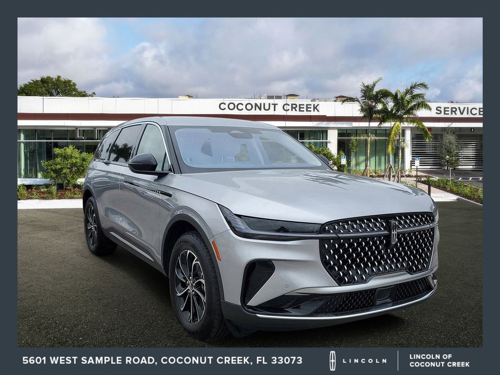 2026 Lincoln Nautilus Premiere AWD's photo