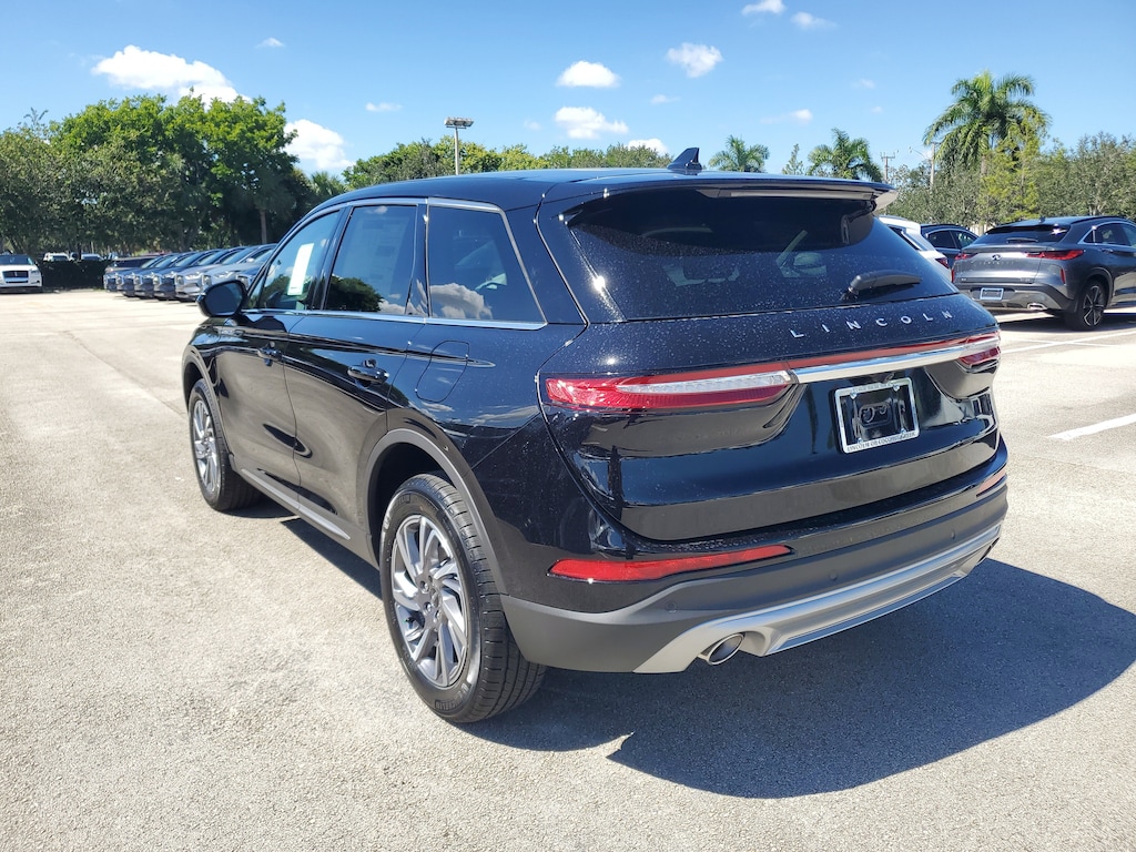 New 2025 Lincoln Corsair Premiere SUV