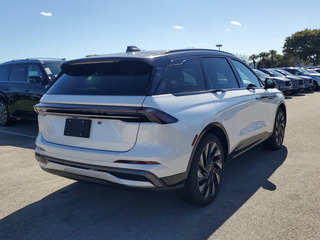 New 2025 Lincoln Nautilus Reserve SUV