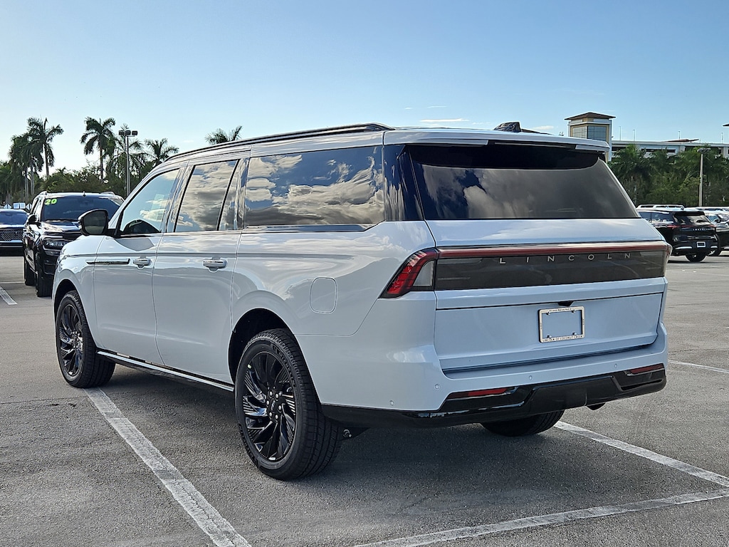 New 2025 Lincoln Navigator L Reserve SUV