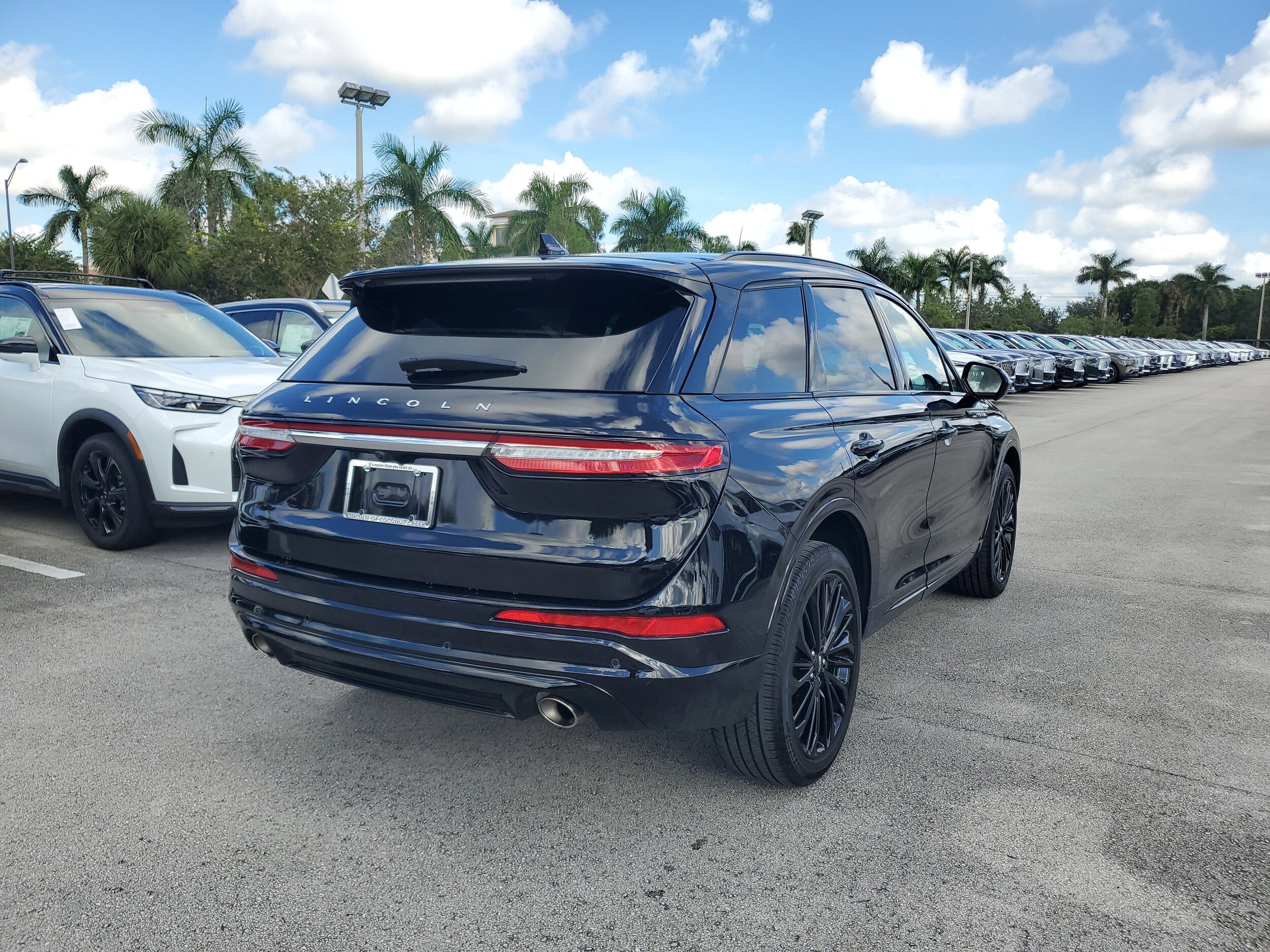 2024 Lincoln Corsair Reserve photo 4