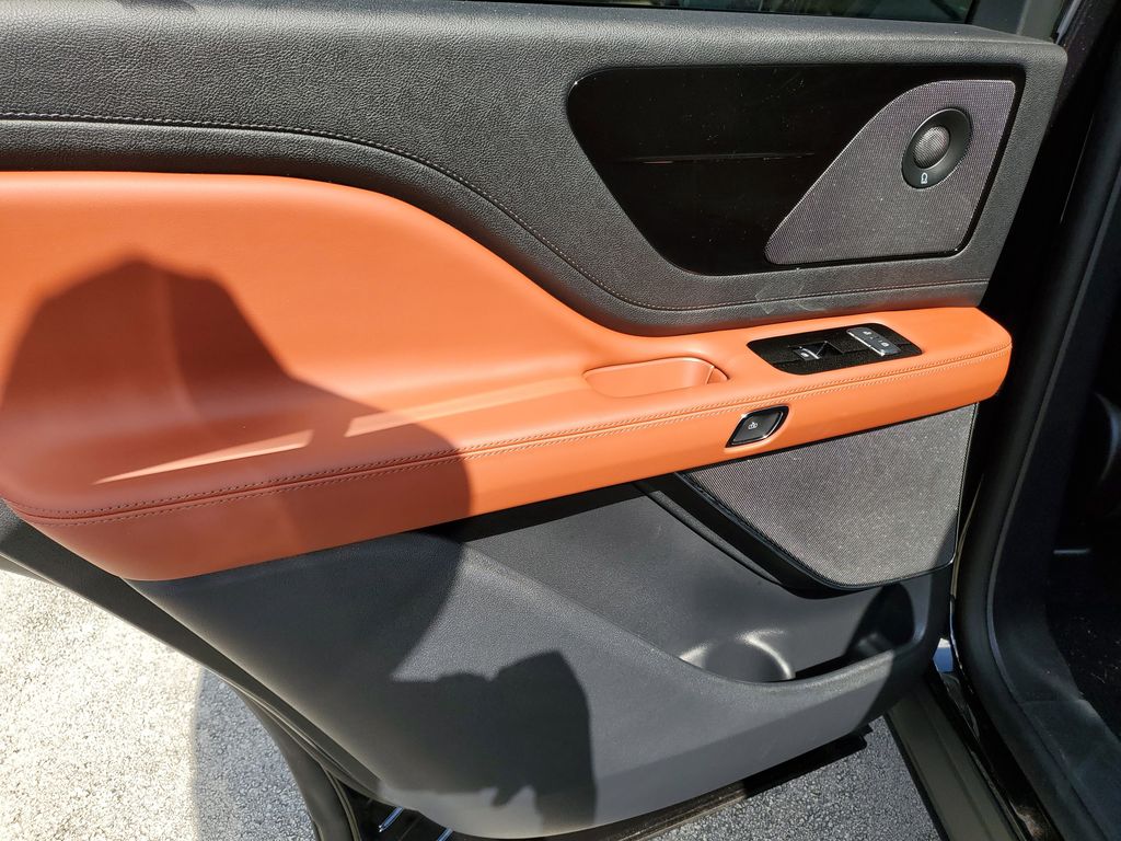 2025 Lincoln Aviator Reserve - Photo 9