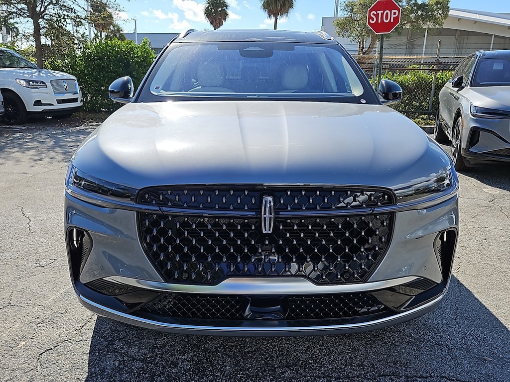 New 2025 Lincoln Nautilus Black Label SUV