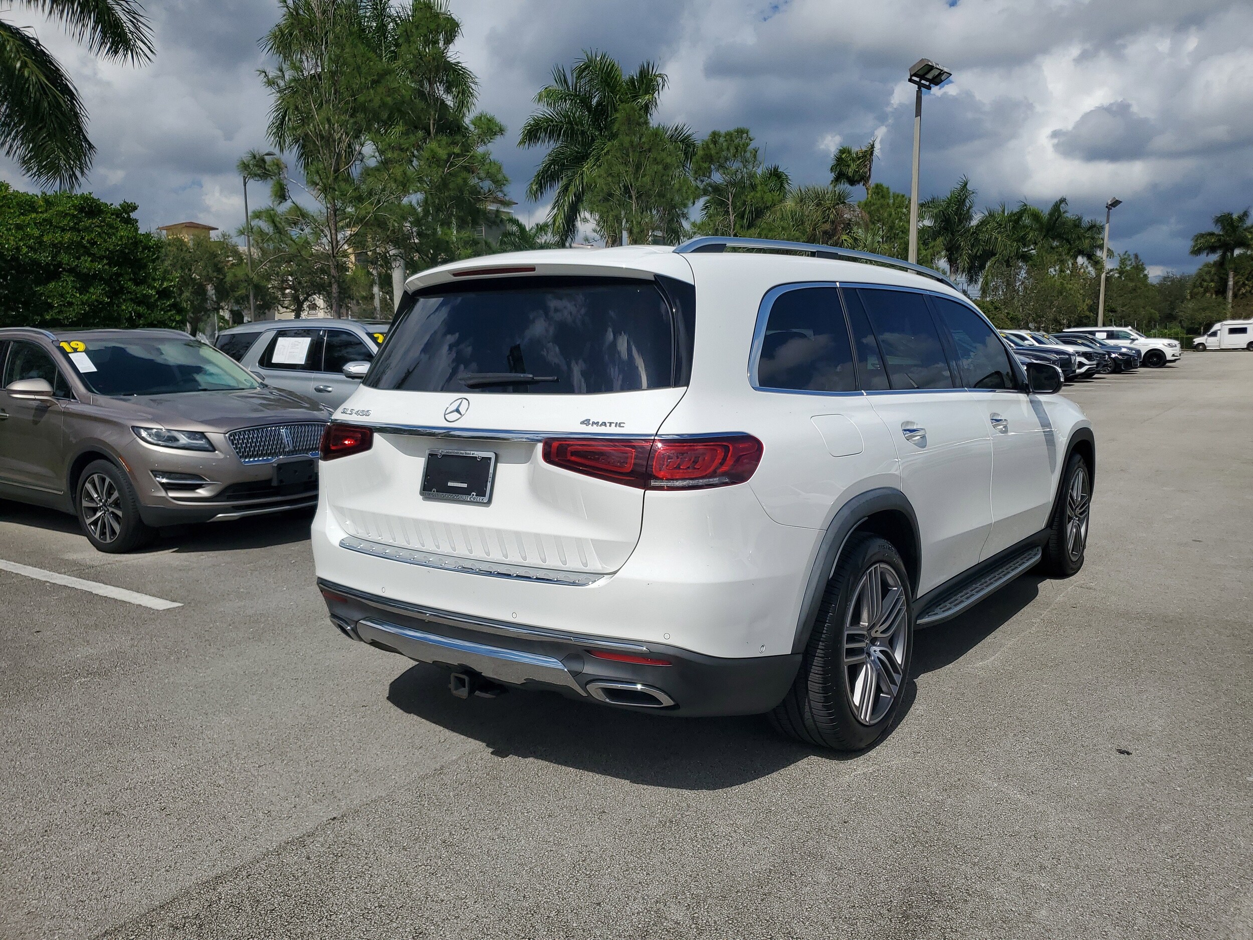 2021 Mercedes Benz GLS 450 4MATIC photo 4