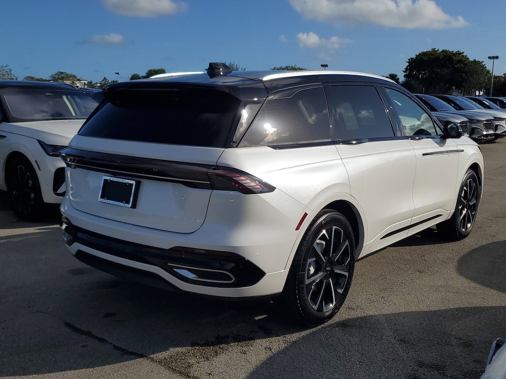 New 2025 Lincoln Nautilus Reserve SUV