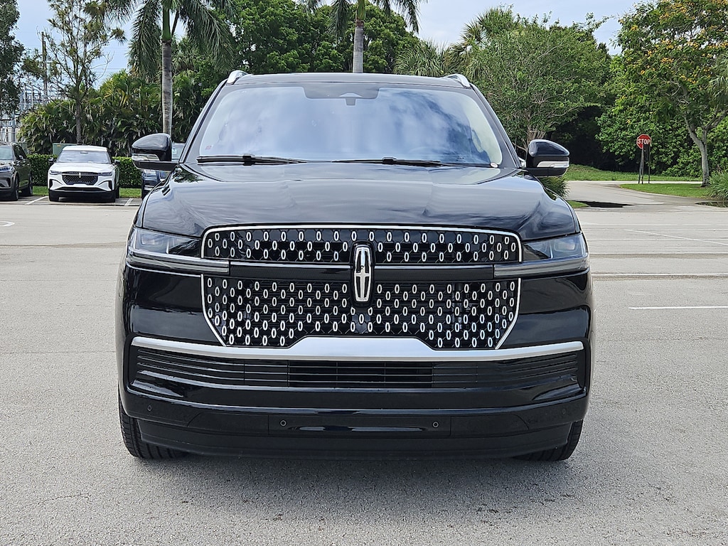 New 2025 Lincoln Navigator L Reserve SUV