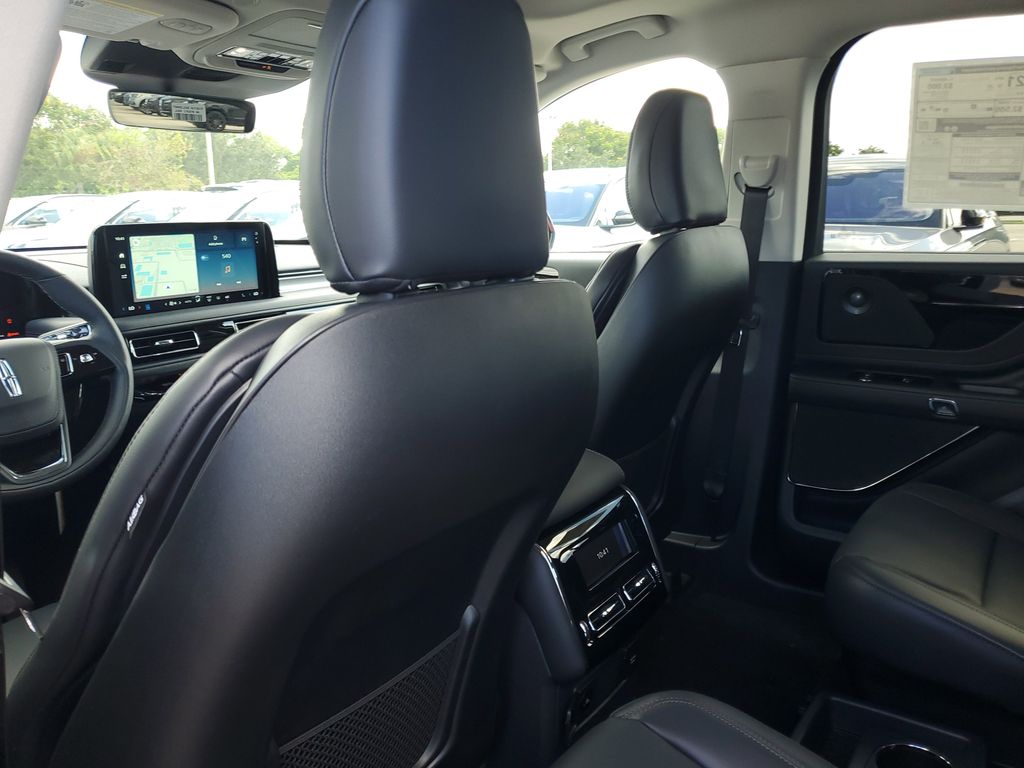 2025 Lincoln Aviator Premiere - Photo 10