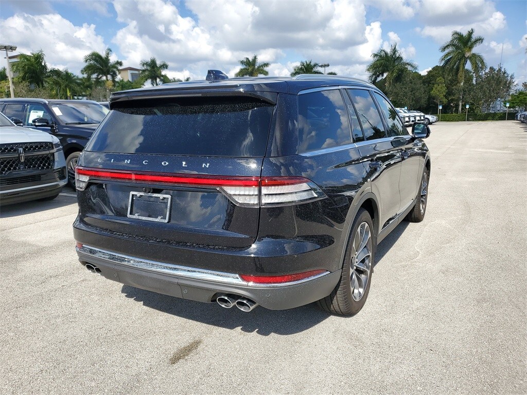 2025 Lincoln Aviator Reserve photo 4