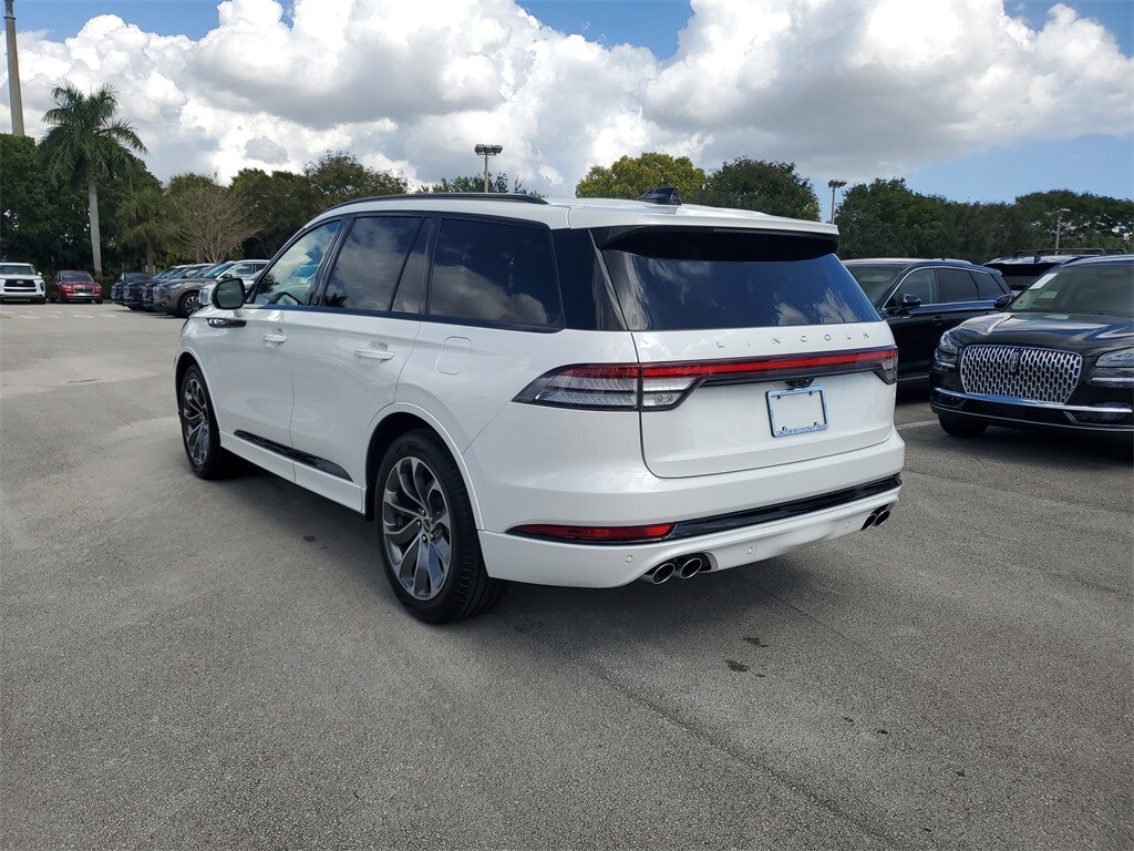 2026 Lincoln Aviator Premiere photo 3