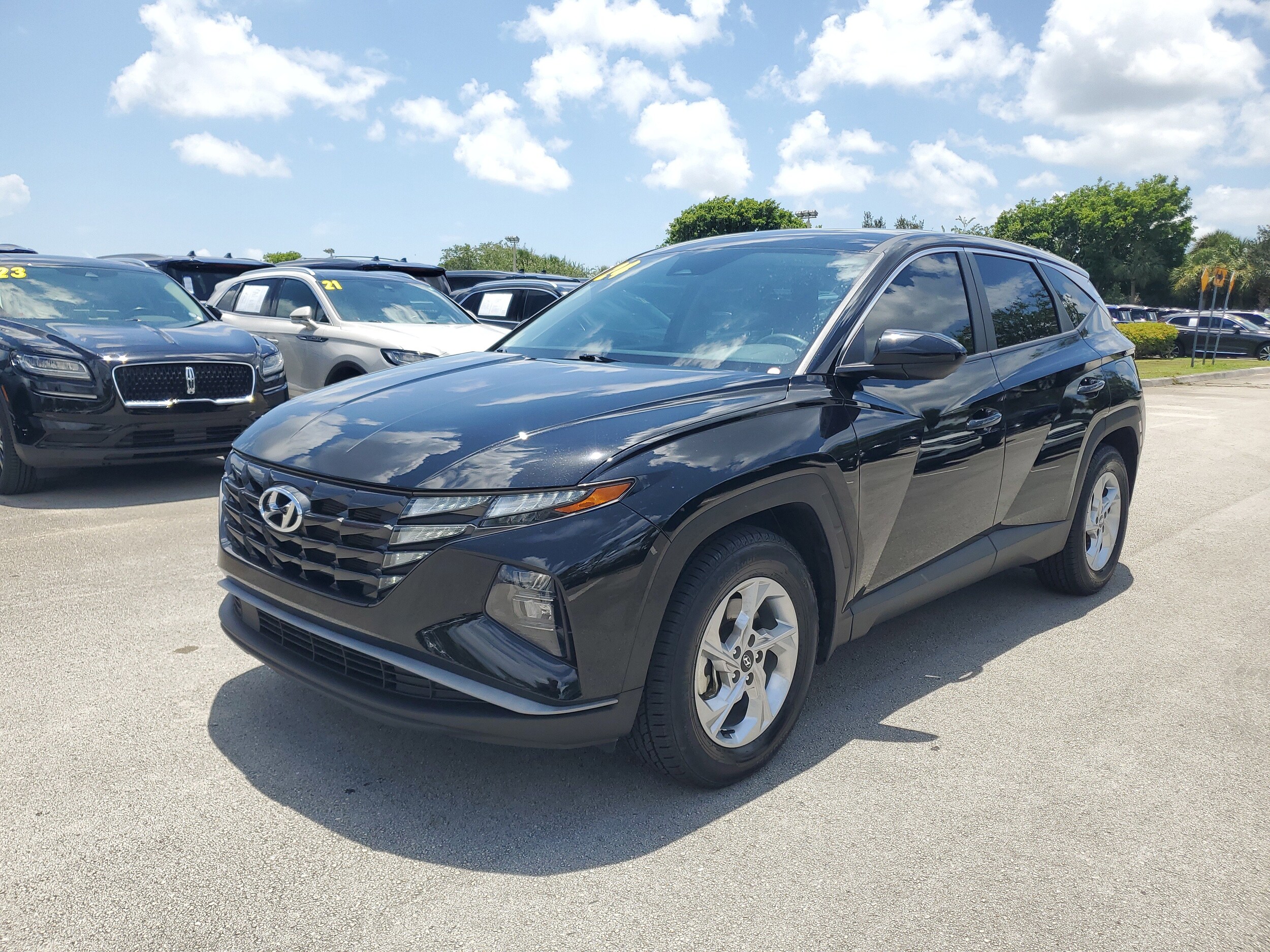 2024 Hyundai Tucson SE photo 2