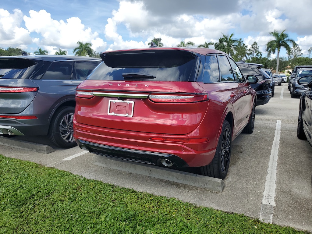 New 2025 Lincoln Corsair Premiere SUV