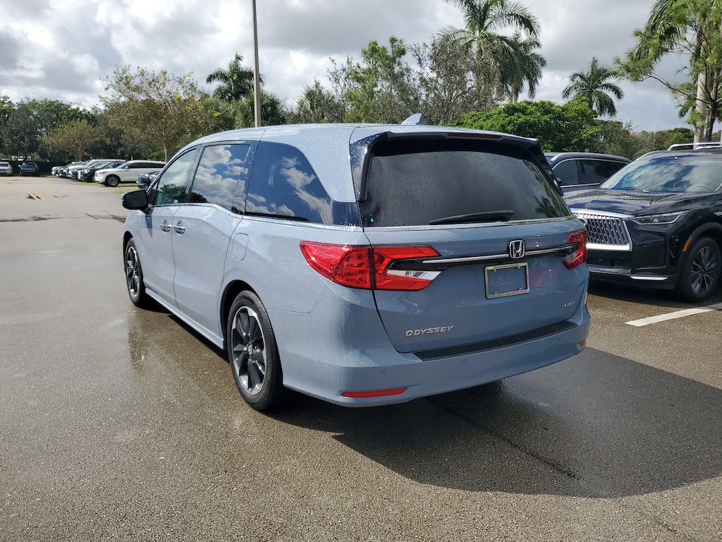 Used 2024 Honda Odyssey Elite Minivan/Van