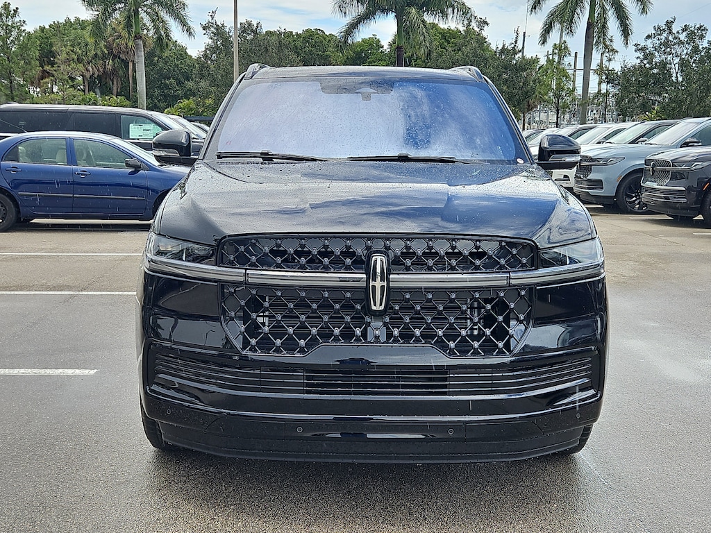 New 2025 Lincoln Navigator L Reserve SUV