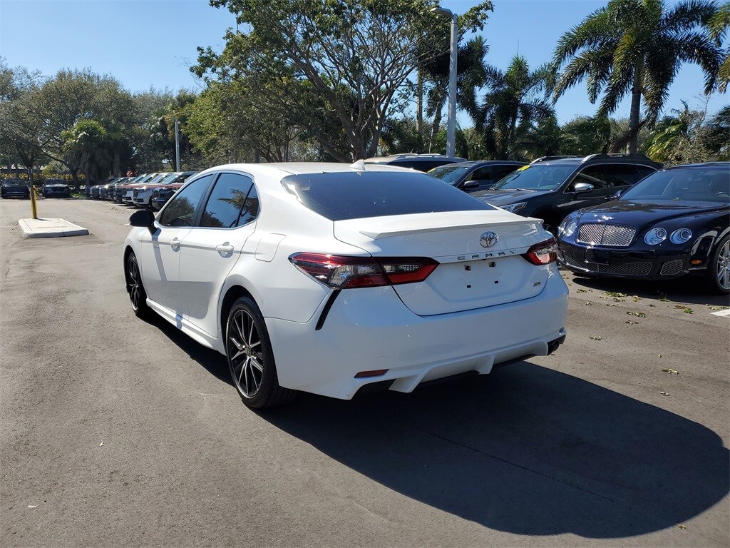 Used 2021 Toyota Camry SE Sedan