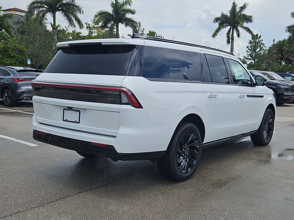 2025 Lincoln Navigator Reserve L - Photo 6